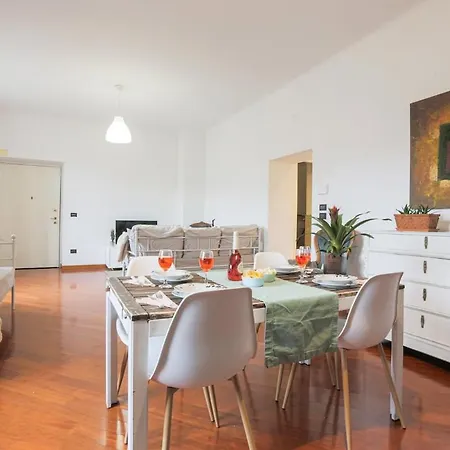 La Fenice Apartment Genua